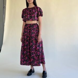 A Bronze Age Field skirt in Abstract Floral